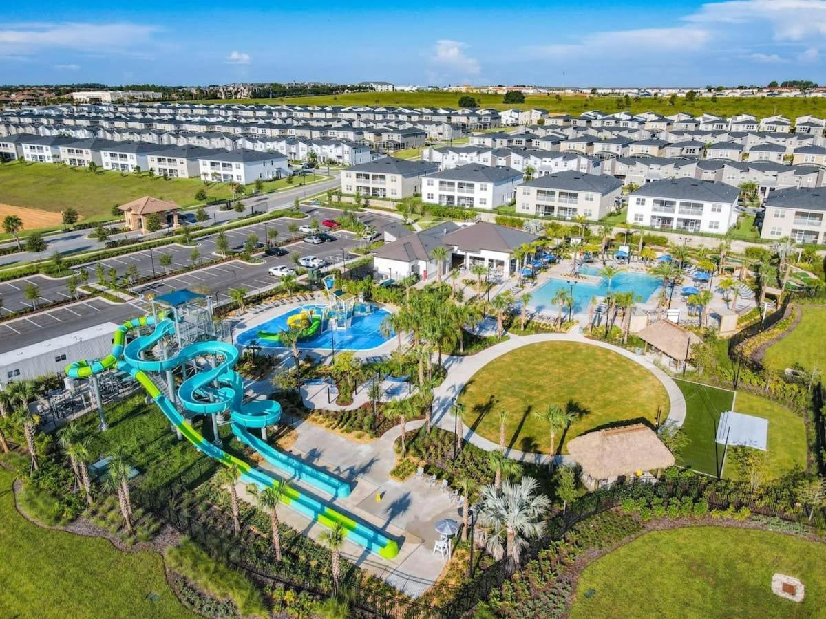 Superb Thematic 2Br Condo With 2 Clubhouses Kissimmee Eksteriør bilde